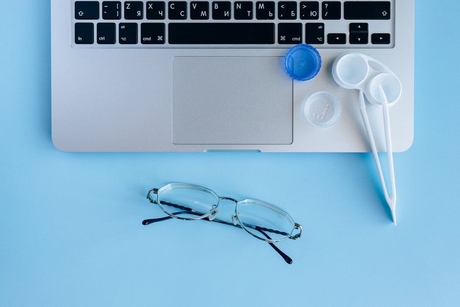 Contact Lenses vs Glasses: Which Is Right for You?